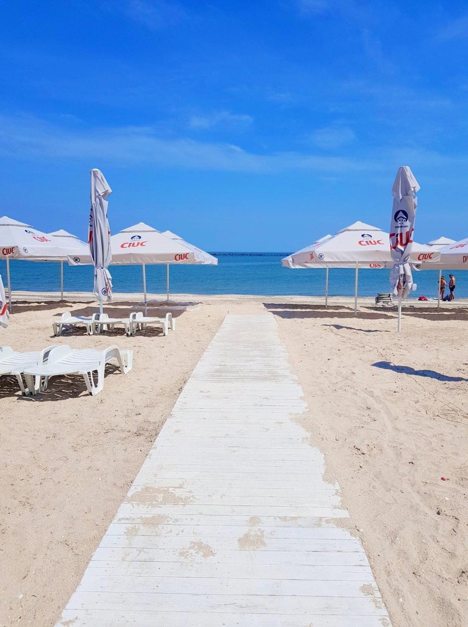 Nick Apartments Mamaia Extérieur photo