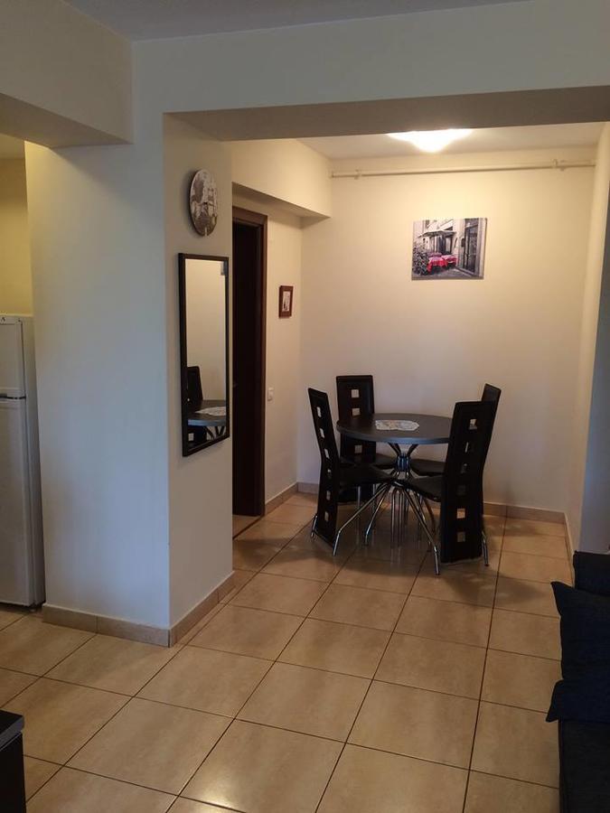 Nick Apartments Mamaia Extérieur photo